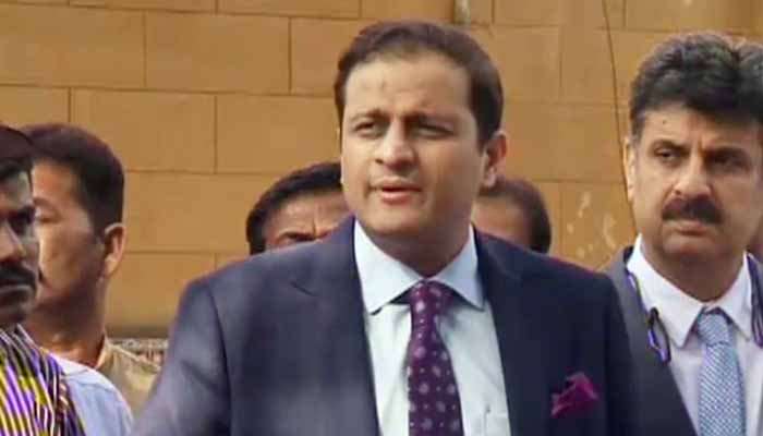 ترجمان سندھ حکومت بیرسٹر مرتضی وہاب کہتے ہیں حکومت مجبورکرتی ہے کہ ہم ان کی عوام دشمن پالیسیزکوبےنقاب کریں۔
