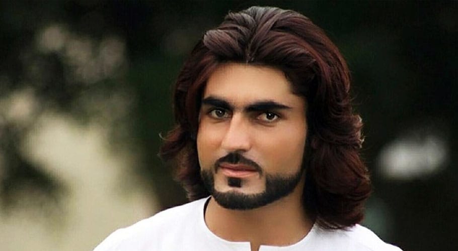 نقیب اللہ قتل کیس میں اشتہاری  سات ملزمان نے خود کو   انسداد دہشت گردی عدالت کے سامنے سرنڈر کردیا۔