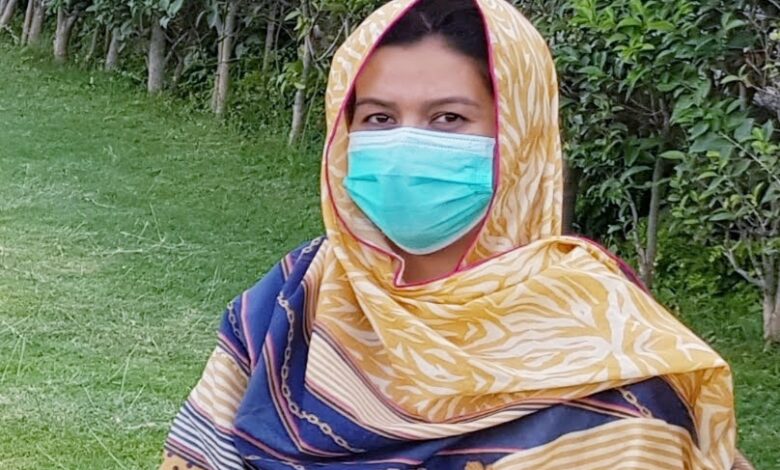 صحافی کرن قاسم گلگت میں یونین آف جنرلسٹ کے انتخابات میں حصہ لے رہی ہیں ۔