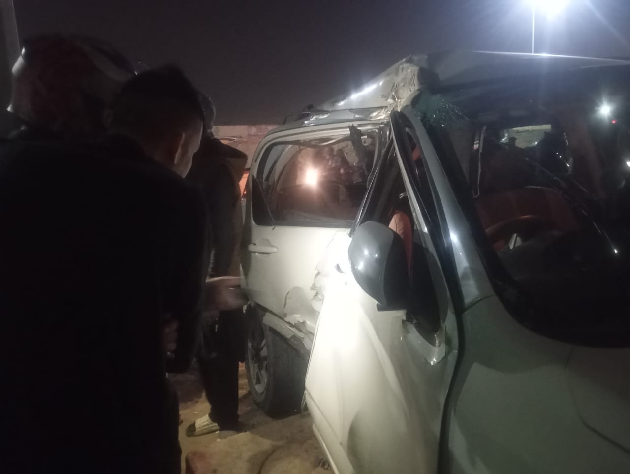  کراچی  میں شارع فیصل اور  ائرپورٹ  کے نزدیک گاڑیوں میں تصادم