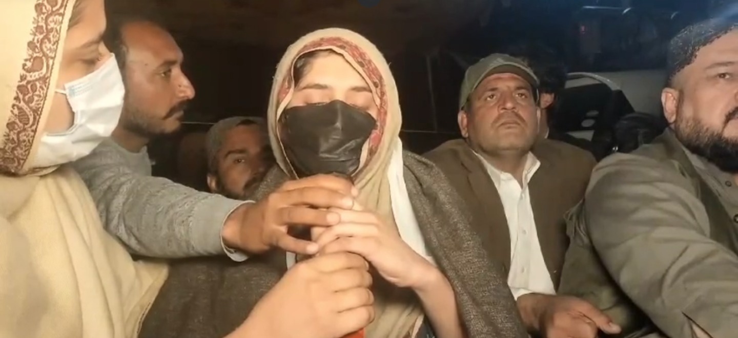 خضدار میں خفیہ اداروں کی انتھک محنت  اور کاوشوں سے آسمہ جتک کو  بازیاب کرالیاگیا