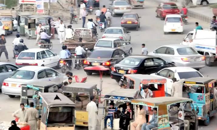  کراچی کی بیس مصروف شاہراہوں پررکشوں کےداخلے پرپابندی 