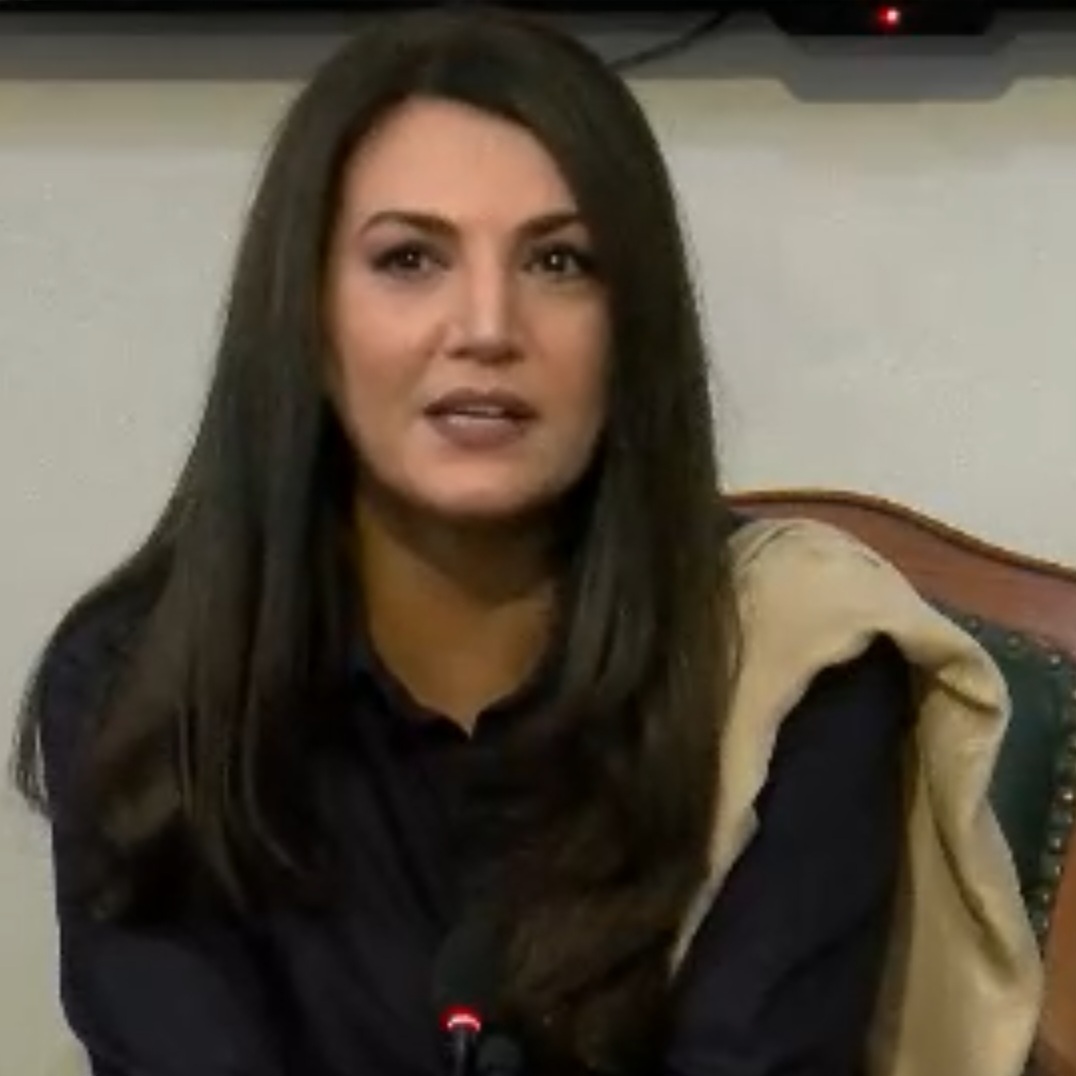  سابق اینکر پرسن ریحام خان نے پاکستان ریپبلک پارٹی کے نام سے سیاسی جماعت   بنانے کا اعلان کر دیا