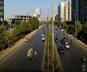  کراچی میں شارع فیصل پر رکشہ سوار خاتون کو ہراساں کرنےوالے ملزم کو گرفتارکرلیا گیا 