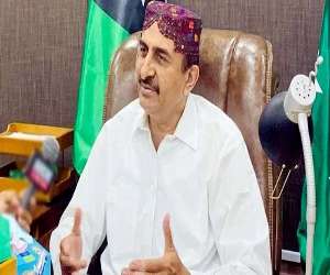 سندھ حکومت نےصوبےکی تمام سبزی منڈیوں میں داخلے کیلئے کورونا ویکسینیشن لازمی قراردے دی ہے صوبائی وزیر زراعت سندھ اسماعیل راہو 