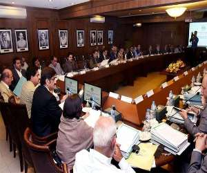 سندھ کے 13 وزراء ، 15 معاون خصوصی اور 5 مشیروں پر مشتمل کابینہ کی تشکیل نو مکمل  کرلی گئی۔