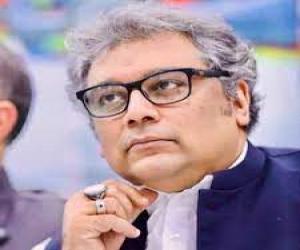  موبائل ویکسی نیشن کے ذریعے تین لاکھ سے زائد ویکسین لگائی  گئیں۔ علی زیدی 