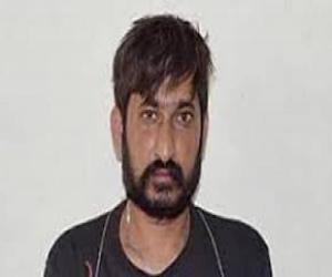سندھ ہائیکورٹ نے دوپولیس اہلکاروں کےقتل کےجرم میں سزاکےخلاف اپیل منظورکرکےایم کیوایم کےٹارگٹ کلرعبیدکےٹو اورنادرشاہ کوبری کردیا
