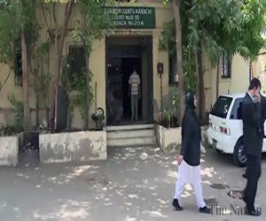 کراچی کی انسداد دہشت گردی عدالت نے دھماکہ خیز مواد اور غیر قانونی اسلحہ رکھنے کے مقدمات میں ملزم کو بری کردیا