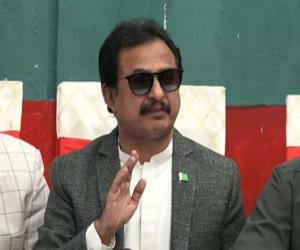 سندھ اسمبلی میں اپوزیشن لیڈر   حلیم عادل شیخ  کا کہنا ہے اب کوئی عوام کا ووٹ چور ی نہیں کرسکے گا۔
