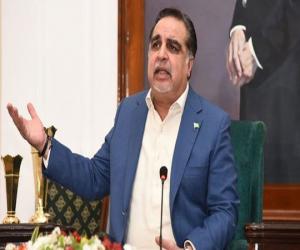  روٹیشن پالیسی کی تحت پولیس افسران کےتبادلوں پرگورنرسندھ عمران اسماعیل نےوزیراعلیٰ  مرادعلی شاہ کوذمہ دارشخص قراردےدیا
