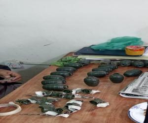 گارڈن دھوبی گھاٹ میں کچرا کنڈی سے 20 دستی بم برآمدکرلئےگئےہیں