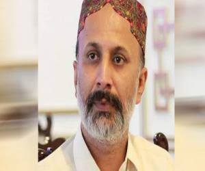 رہنما پیپلز پارٹی عاجز دھامرہ کا کہنا ہے   غریب عوام  مہنگائی کی چکی میں پس رہے ہیں۔
