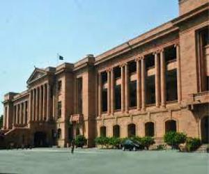 سندھ ہائی کورٹ نے کیس میں ریمارکس دیئے ہیں کہ  آج دودھ،، تو کل چینی اور آٹے کا معاملہ آجائے گا۔