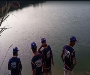 کراچی میں سپر ہائی وے کے قریب تالاب میں نہاتے ہوئے دو بچے ڈوب کر جاں بحق ہوگئے۔