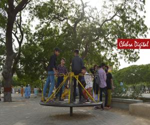 کراچی بچوں کی موج مستیاں 