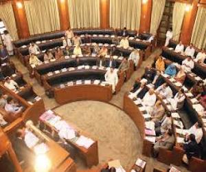 سندھ اسمبلی نے متفقہ طور پر بی جے پی رہنماؤں کی جانب سے گستاخانہ بیان کے خلاف مذمتی قرار داد منظور کرلی۔