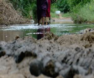  کراچی کے قبرستان  بھی بارش سے محفوظ نہ رہ سکے