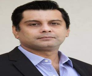  پاکستان کے معروف اینکر پرسن ، تجزیہ کار ،سینئر صحافی ارشد شریف  کینیا میں حادثے میں جاں بحق ہوگئے۔