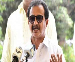  سندھ اسمبلی میں قائدحزب اختلاف حلیم عادل شیخ کا کہنا ہے لٹیروں نے چند ماہ کے دوران  کراچی میں سو سے زائد معصوم شہریوں کی جان لے لی۔