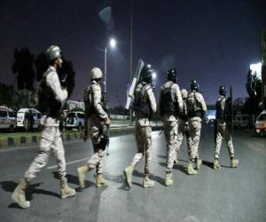 کراچی پولیس آفس پر حملہ کرنے والے دہشت گردوں کے زیر استعمال  گاڑی  سے پانچ فنگرپرنٹس حاصل کرلئے گئے۔ 