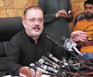 صوبائی وزیر اطلاعات شرجیل انعام میمن نے کہا ہے کہ پشاور میں پاکستان تحریک انصاف انٹرنیشنل سرکس کمپنی کا حشر دنیا نے دیکھ لیا 