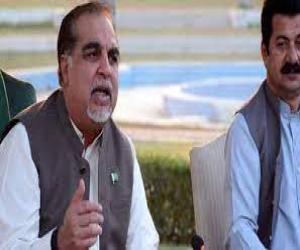تحریک انصاف کے بانی رکن اور سابق گورنر سندھ عمران اسماعیل نے بھی تحریک انصاف کو خدا حافظ کہہ دیا 