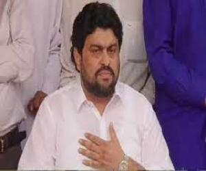 گورنر سندھ  کامران ٹیسوری کا کہنا ہے طاقت ور پاکستان پروگرا م کے تحت  ایک لاکھ افرا د کو چھ ماہ تک راش فراہم کیا جائے گا۔ ضرورت مند افراد جلد رجسٹریشن کرالیں۔
