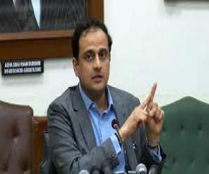 کراچی سٹی کونسل کے تیسرے اجلاس میں  اپوزیشن ارکان کے شور شرابہ  کی وجہ سے   کارروائی  پندرہ منٹ سے زیادہ نہ چل سکی۔