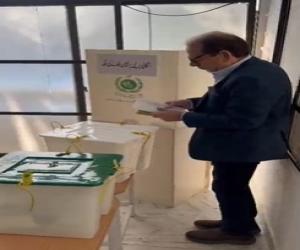 کراچی میں وزیر داخلہ سندھ  حارث نواز اور وزیر اطلاعات احمد شاہ نے ووٹ کاسٹ کردیا۔