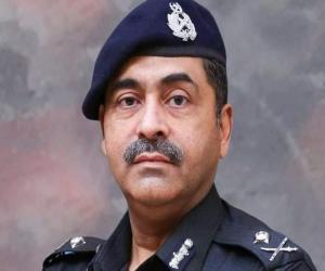 نئے کراچی پولیس چیف نے رات گئے دفتر پہنچ کر  عہدے کا چارج سنبھال لیا