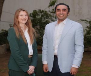 کراچی: پاکستان پیپلزپارٹی کے چیئرمین بلاول بھٹو زرداری سے برطانیہ کی پاکستان میں ہائی کمشنر جین میریٹ کی ملاقات