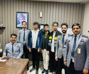  ایف آئی اے امیگریشن کی کراچی ائرپورٹ نے جعلی دستاویزات پر بیرون ملک جانے کی کوششیں ناکام بنا دی گئیں3 مسافر آف لوڈ کردیں