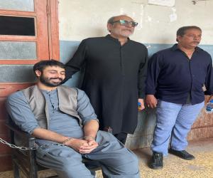  کراچی  میں اداکار ساجد خان کے بیٹے ساحر خان کو  منشیات رکھنے کے کیس میں ایک روزہ جسمانی ریمانڈ پر پولیس کے حوالے کردیا گیا۔