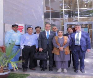 آئی بی اے کراچی میں آئی ایم ایف وفد کی معاشی امور پر گفتگو