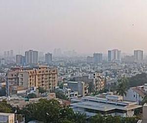  کراچی  سائٹ ایریا میں دو  جان لیوا ٹریفک حادثات