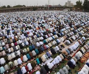  عیدالاضحٰی کے موقع پر کراچی میں نمازعید کے سینکڑوں چھوٹے بڑے اجتماعات ہوئے