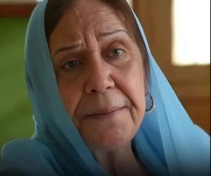  اچھا ہوا عائشہ  آپا مر گئی