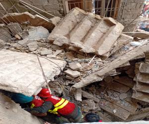    عمارتوں کے جنگل کراچی میں  ساڑھے پانچ سو سے زائد عمارتیں انتہائی مخدوش ہیں