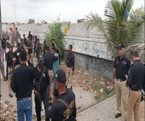  کراچی  کے علاقے لیاری میں دن دہاڑے ڈاکٹر کی ٹارگٹ کلنگ۔ کلینک سے نکل کر واک پر جانے والےڈاکٹر کو فائرنگ کرکے قتل کردیا گیا 