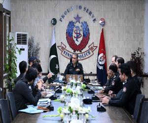  کراچی پولیس چیف نے  یوم آزادی کے موقع پر ہوائی فائرنگ میں ملوث افرادکی فوری گرفتاری اور مقدمات درج کرنے کا حکم دے دیا