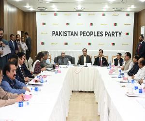 پیپلز پارٹی کی مرکزی مجلس عاملہ کے اجلاس کے بعد رہنماؤں  اہم پریس کانفرنس