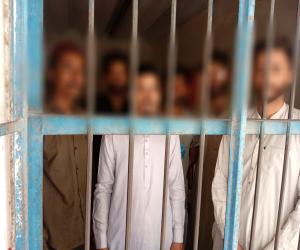  بن قاسم  سے گوداموں میں وارداتیں کرنے والا چھ  رکنی ڈکیت گروہ پکڑا گیا۔