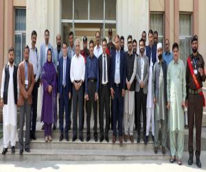 	 	   نیلم ویلی قدرتی حسن اور تعلیمی امکانات کا مرکز بننے کی بھرپور صلاحیت رکھتا ہے، وائس چانسلر 